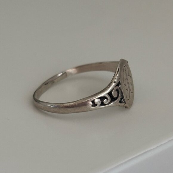 Antique Sterling Silver Signet “B” Ring - Picture 4 of 5